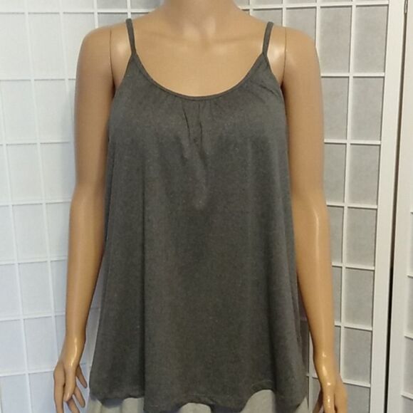 NWOT 32° Cool W/ breast pads dark gray Cami - Picture 1 of 13